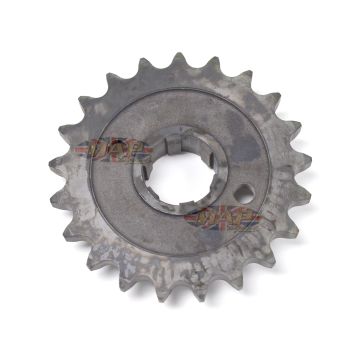 Triumph 650cc, 21 Tooth, UK-Made, Countershaft Sprocket 57-1749/21 