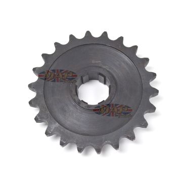 Triumph 650cc, 22 Tooth, UK-Made, Countershaft Sprocket 57-1749/22 